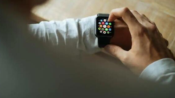 苹果公司开发价格合理的手表和游戏控制器提示