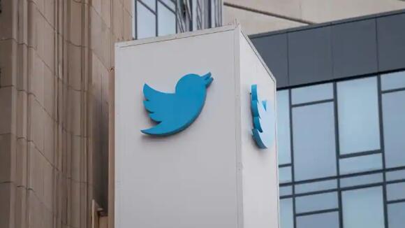 Twitter用标签作为评论重新标记转发