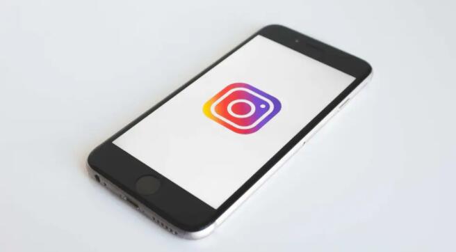 Instagram为最新产品推出新的购物功能drops
