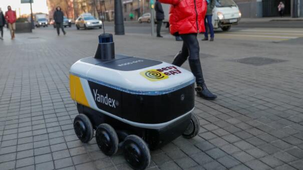 俄罗斯的Yandex无人驾驶机器人将通过GrubHub为美国大学送餐