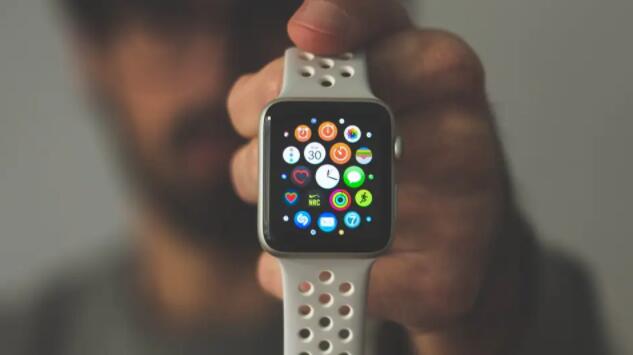 Apple Watch Series 8配备温度传感器 未来的AirPods将有助于管理健康
